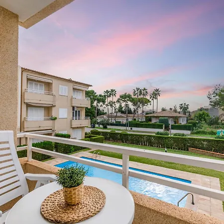 Yourhouse El Xiprer Apartmán *